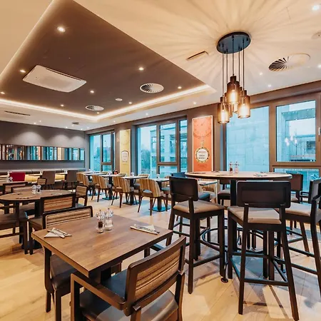 Premier Inn Rosenheim City Lokhöfe-3
